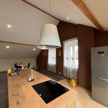Loft Spacieux En Pleine Foret Bining Exteriér fotografie