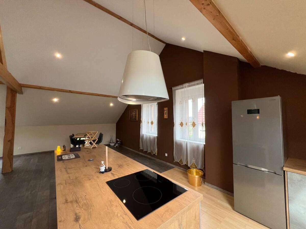 Loft Spacieux En Pleine Foret Bining Exteriér fotografie
